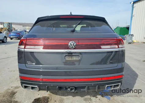 2024 Volkswagen Atlas Cross Sport Sel R-Line z USA, uszkodzony, nr VIN 1V2AE2CA5RC242542